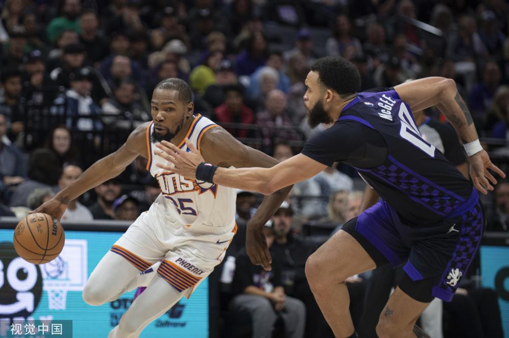 全队拼搏的 全队拼搏的