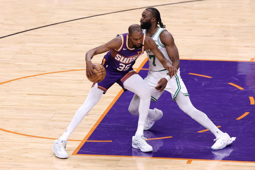 员在足球比 员在足球比